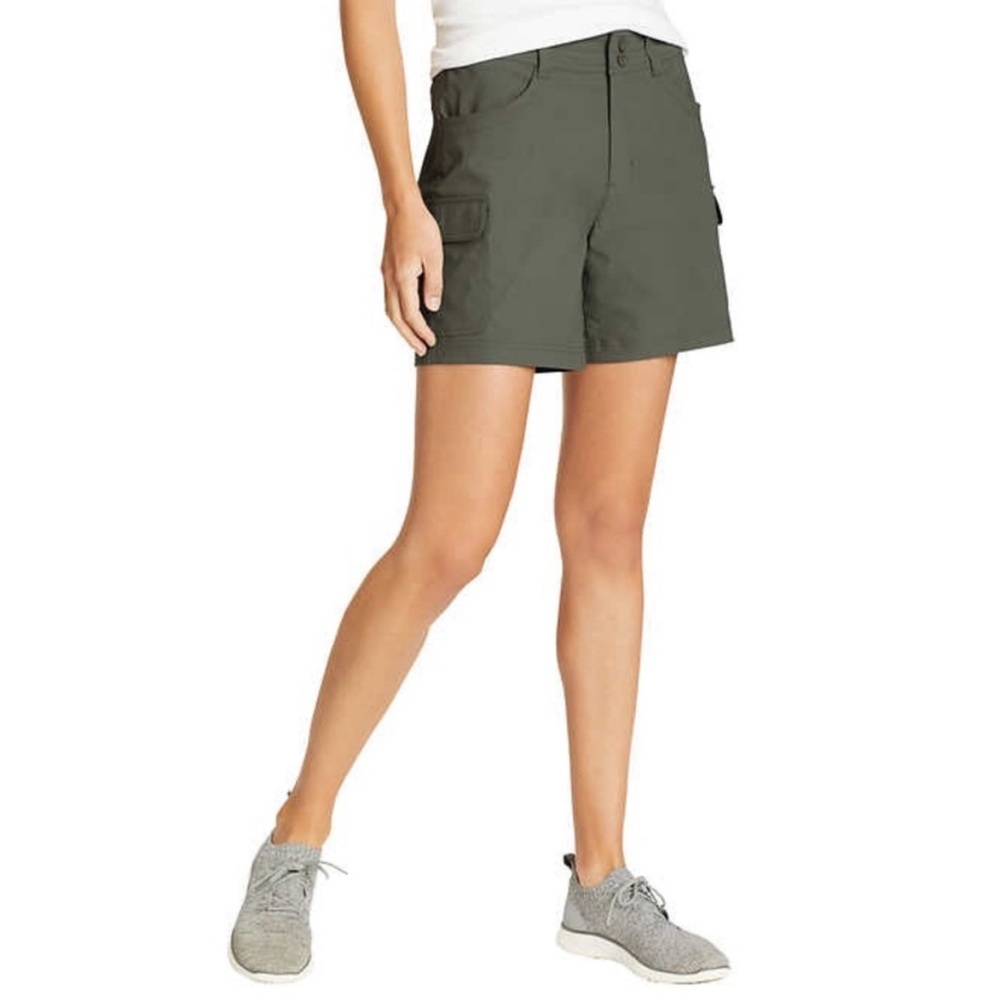 Eddie Bauer Women’s Summer Trail Shorts 6” Size 12 in Green